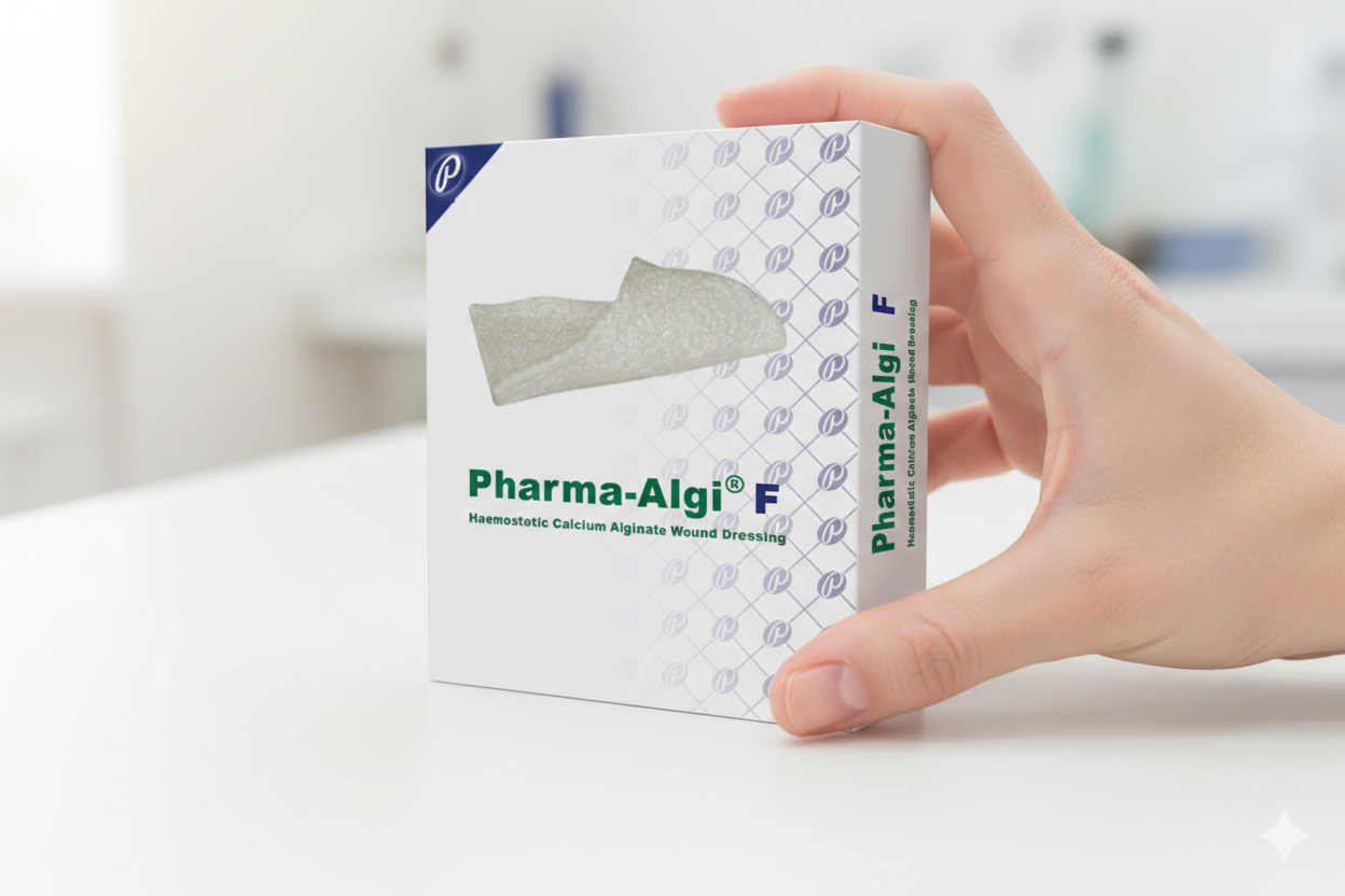 Medicazione Sterile in Alginato di Calcio: La Soluzione Emostatica e Gelificante per le Ferite Essudanti